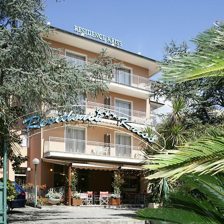 Residence Hotel Kriss дева Марина Экстерьер фото